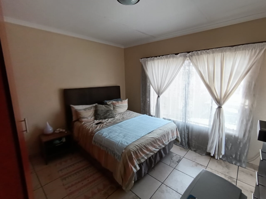 3 Bedroom Property for Sale in Waterval East North West